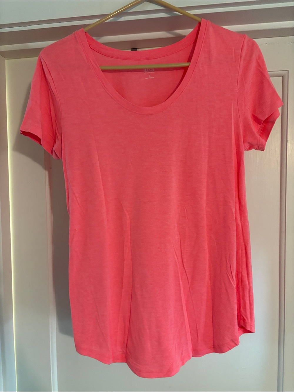 a.n.a Scoop Neck Short Sleeve Tee - Coral - Picture 1 of 5